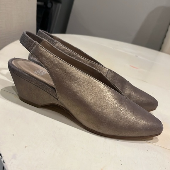 Eileen Fisher Gatwick Metallic Slingback size 7 women’s - Picture 2 of 8